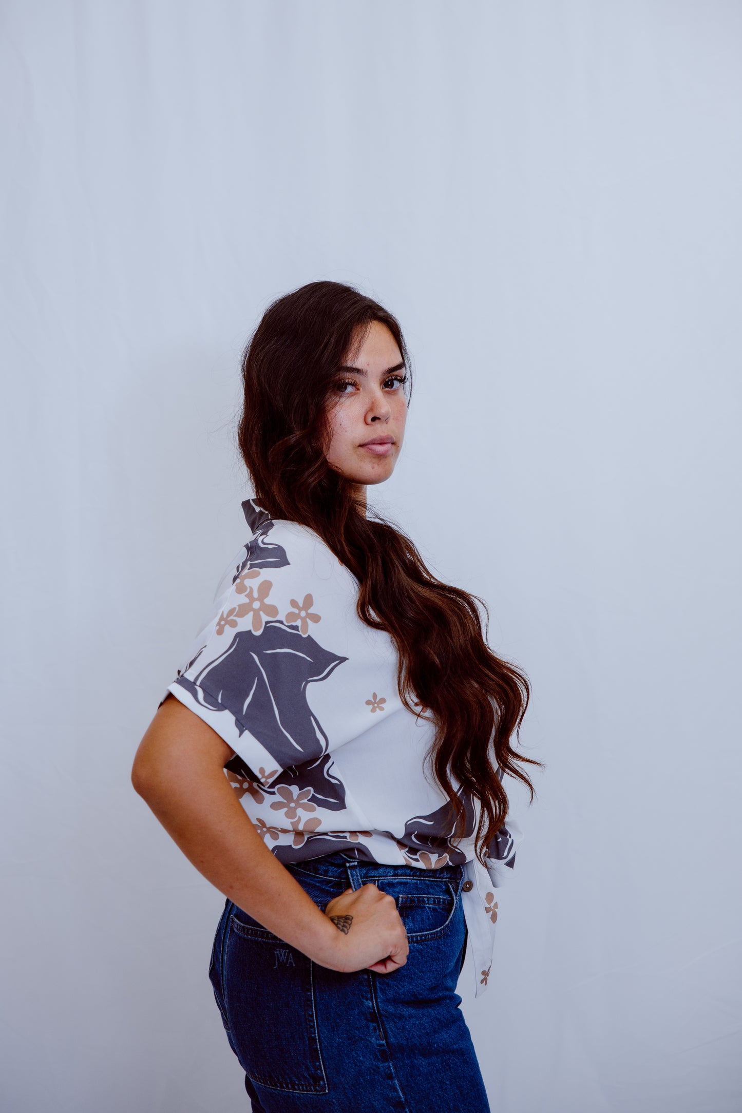 Thelma Aloha Top - Charcoal Kukui