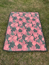 Load image into Gallery viewer, Pink Ulu/Kukui Muslin Blanket

