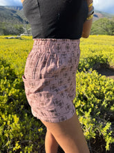 Load image into Gallery viewer, Paani Shorts- Mauve

