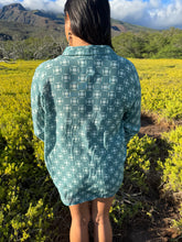 Load image into Gallery viewer, Oihana Oversized Button Up Top- Teal
