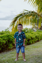 Load image into Gallery viewer, Hila Boys Aloha Shirt- Teal Shells
