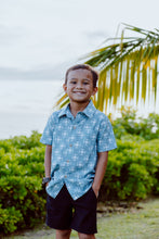 Load image into Gallery viewer, Hila Boys&#39; Aloha Shirt- Teal
