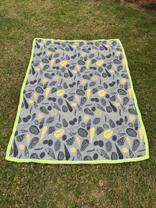 Gray Shells/Yellow Gardenia Muslin Blanket