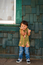 Load image into Gallery viewer, Hila Boy's Aloha Shirt- Forest Luau
